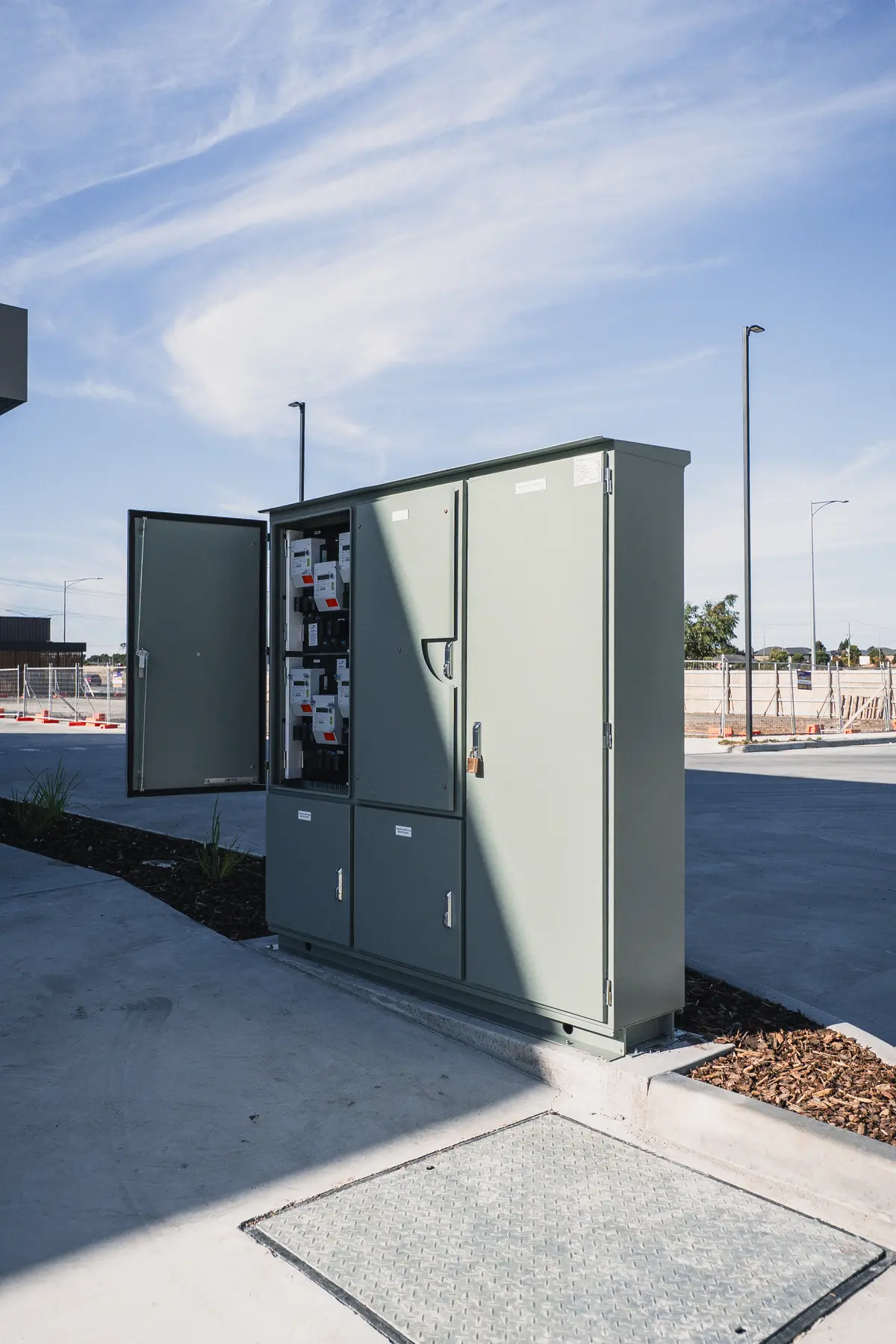 Commercial power distribution installation